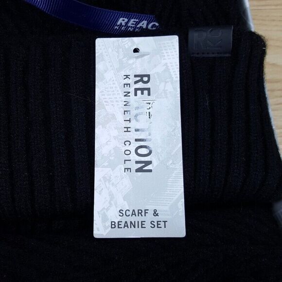 KENNETH COLE REACTION Mens Beanie Hat Scarf Set Herringbone Knit Logo Giftable - Picture 3 of 6
